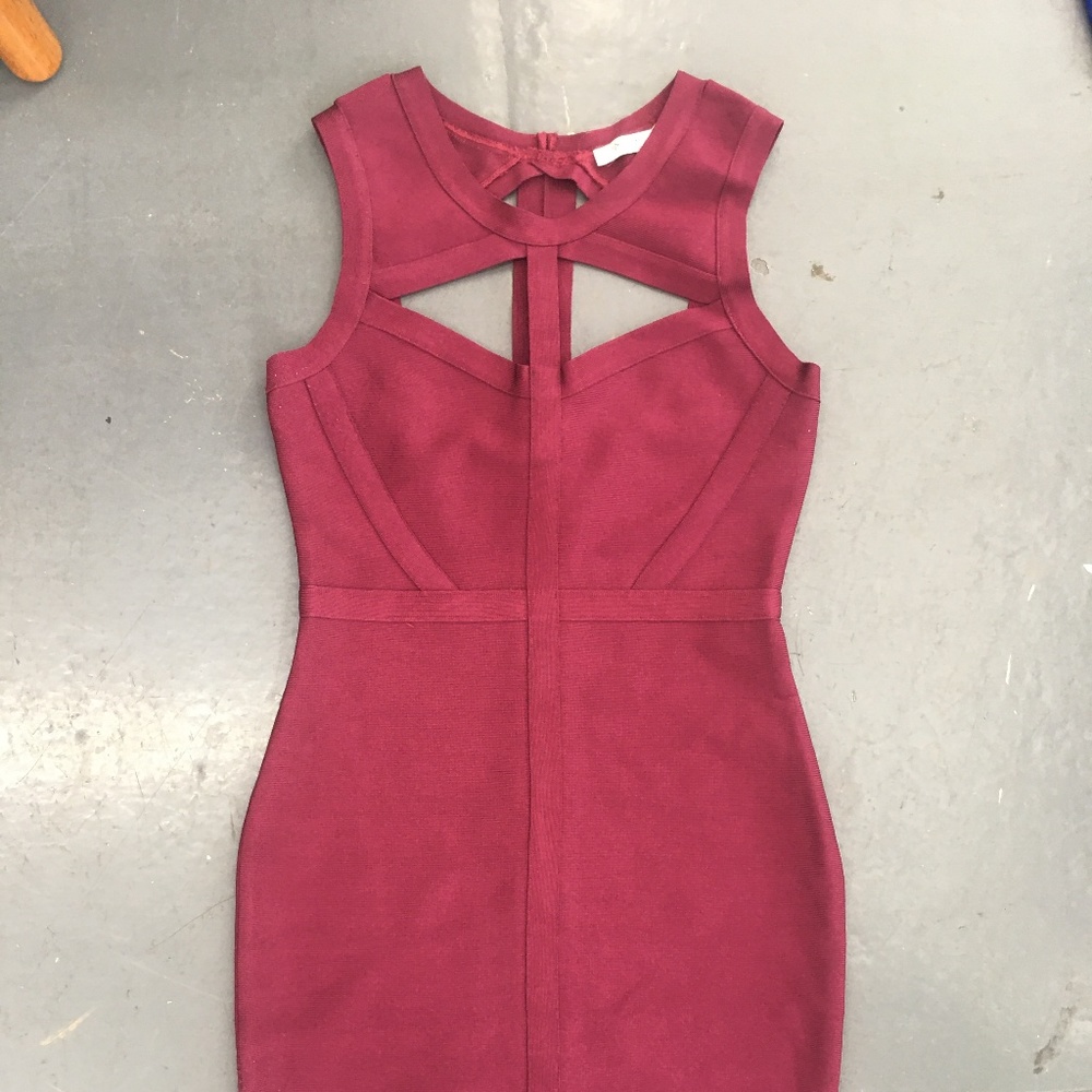Sara Boo burgundy one-piece pencil skirt
